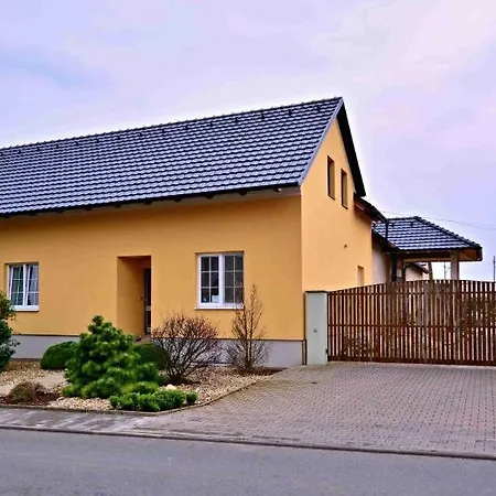 U Fousace Guest house *